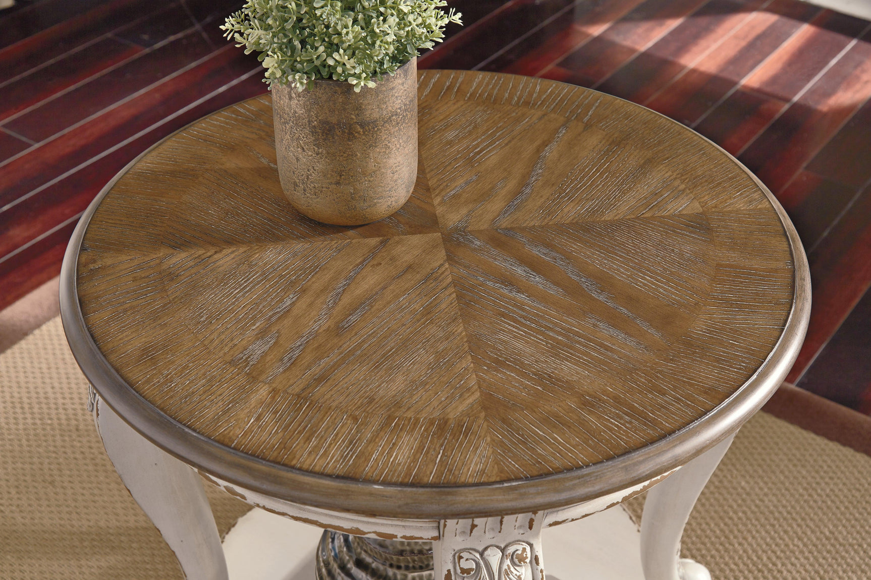 Realyn White/brown Coffee Table With 1 End Table PKG008634 - T523-9 | T743-6 - Ella Furniture