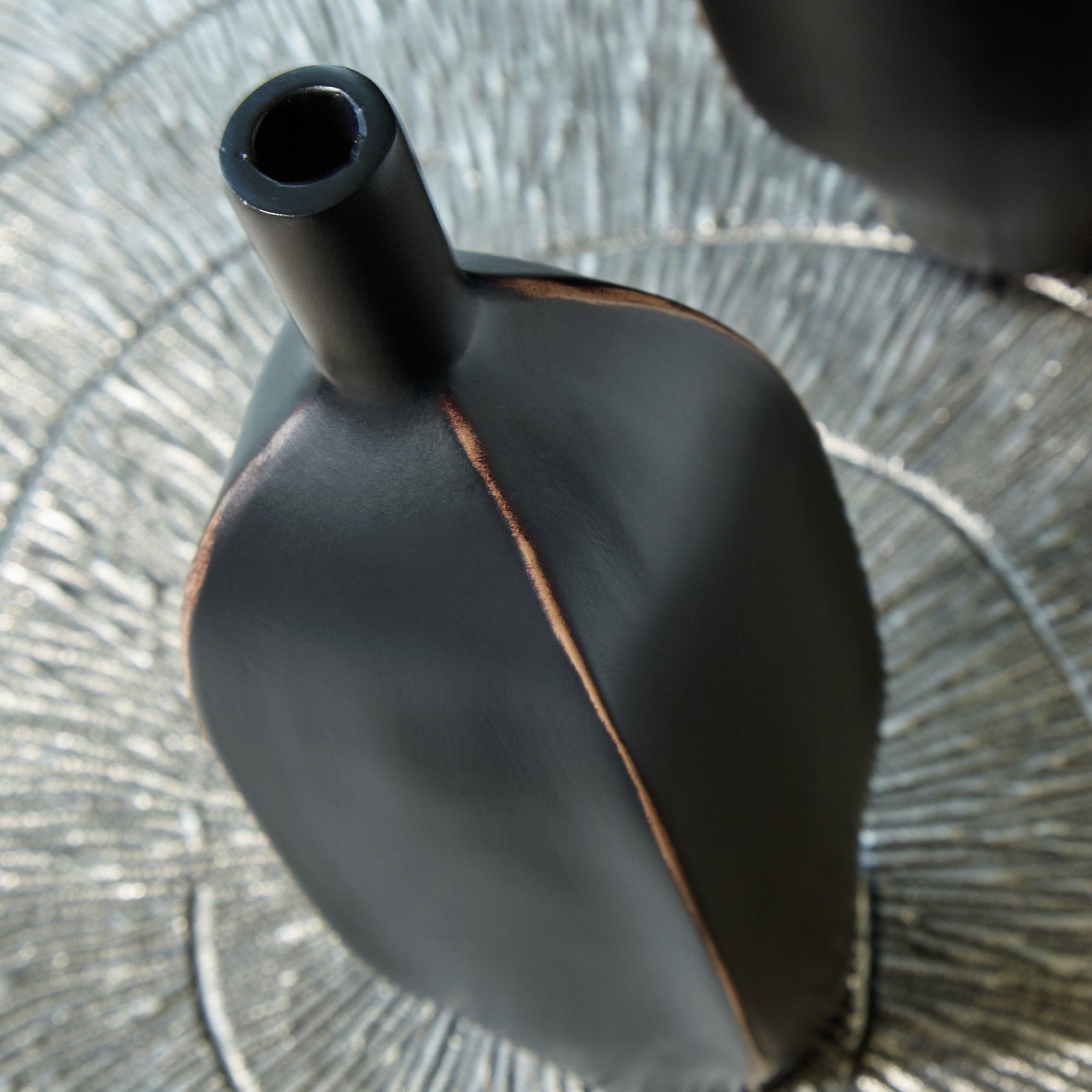 Rhaveney Black Vase (Set Of 3) A2000550 - Ella Furniture