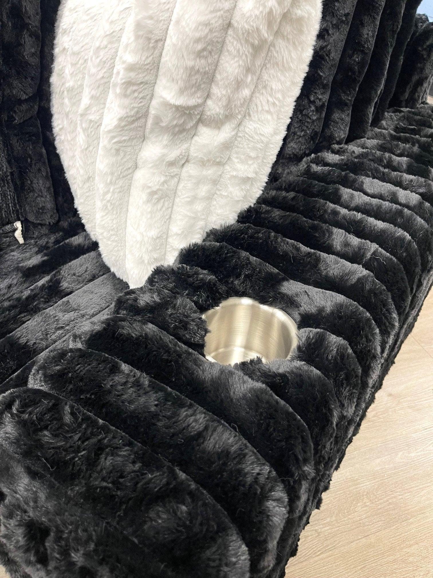 Saro Black Sectional