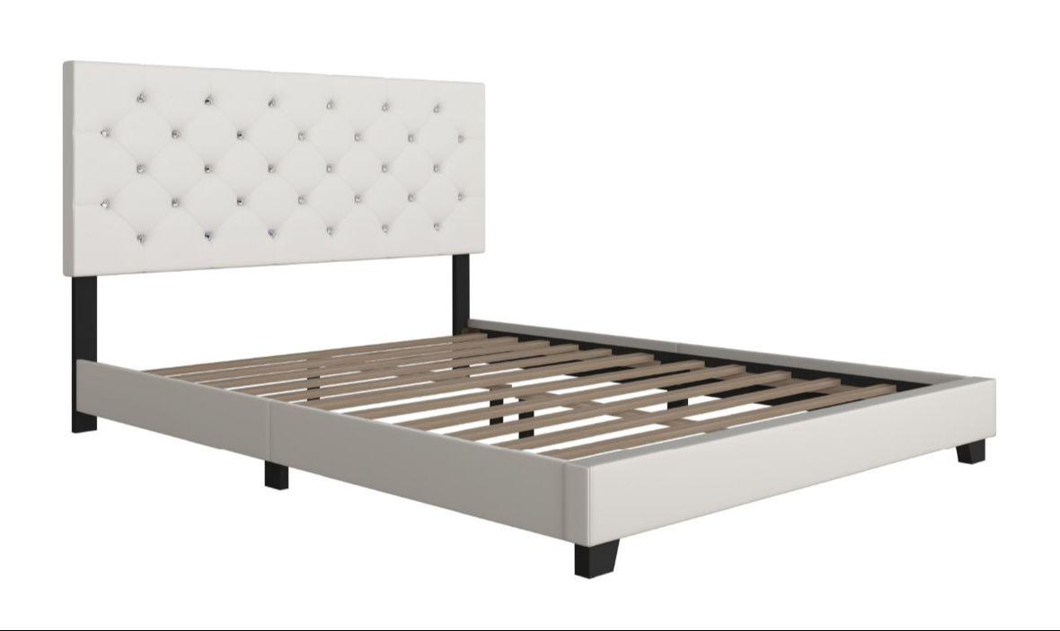 Sara White Upholstered Tufted Platform Twin Bed