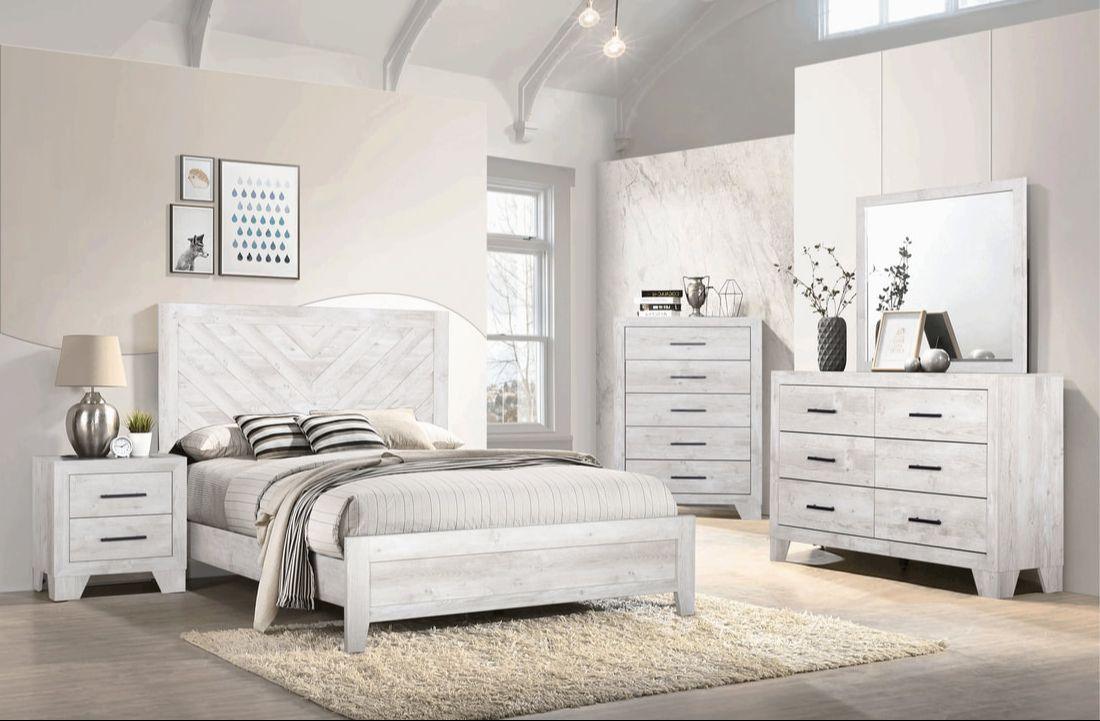 Kiara Light Gray Panel Bedroom Set
