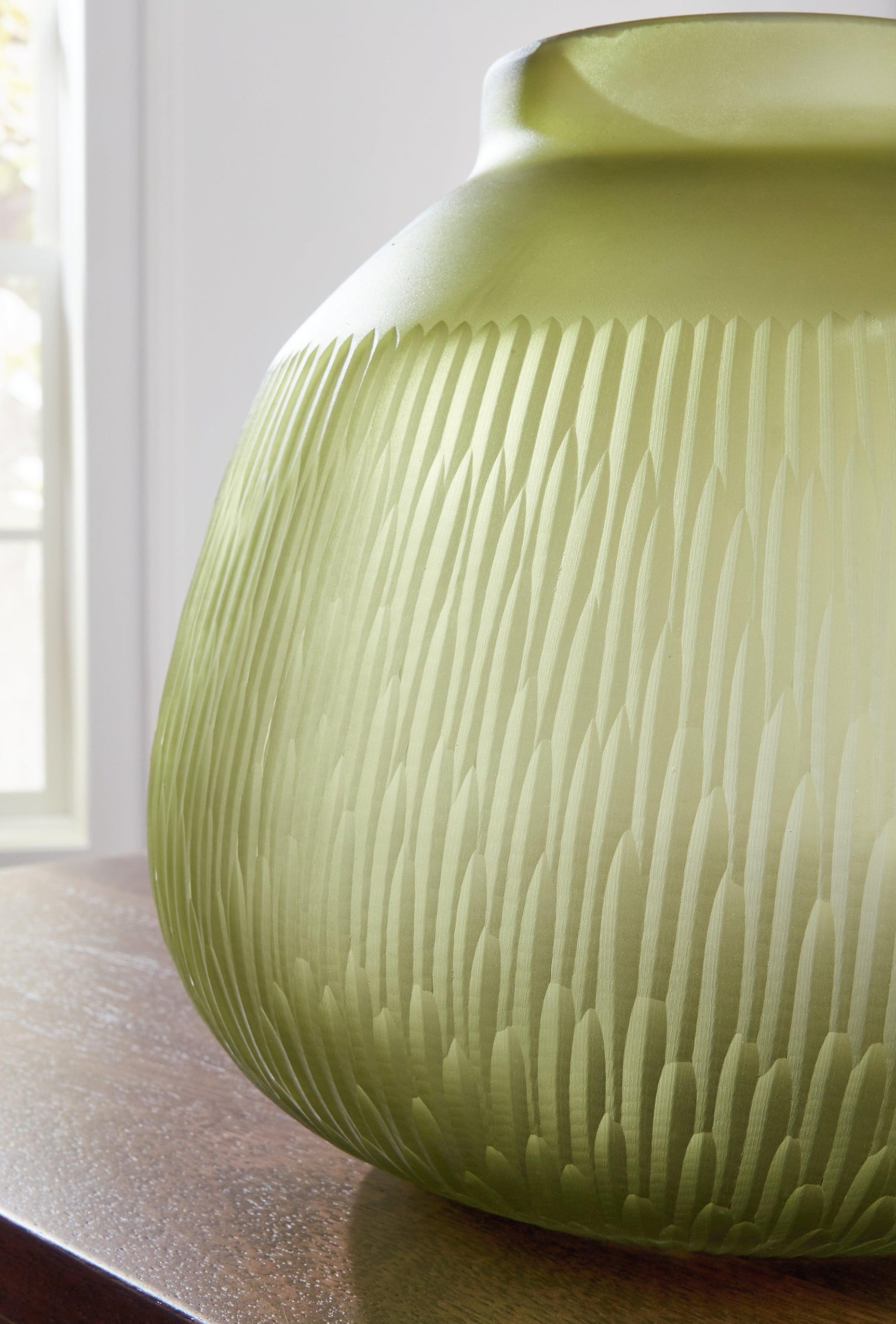 Scottyard Olive Green Vase A2900007 - Ella Furniture