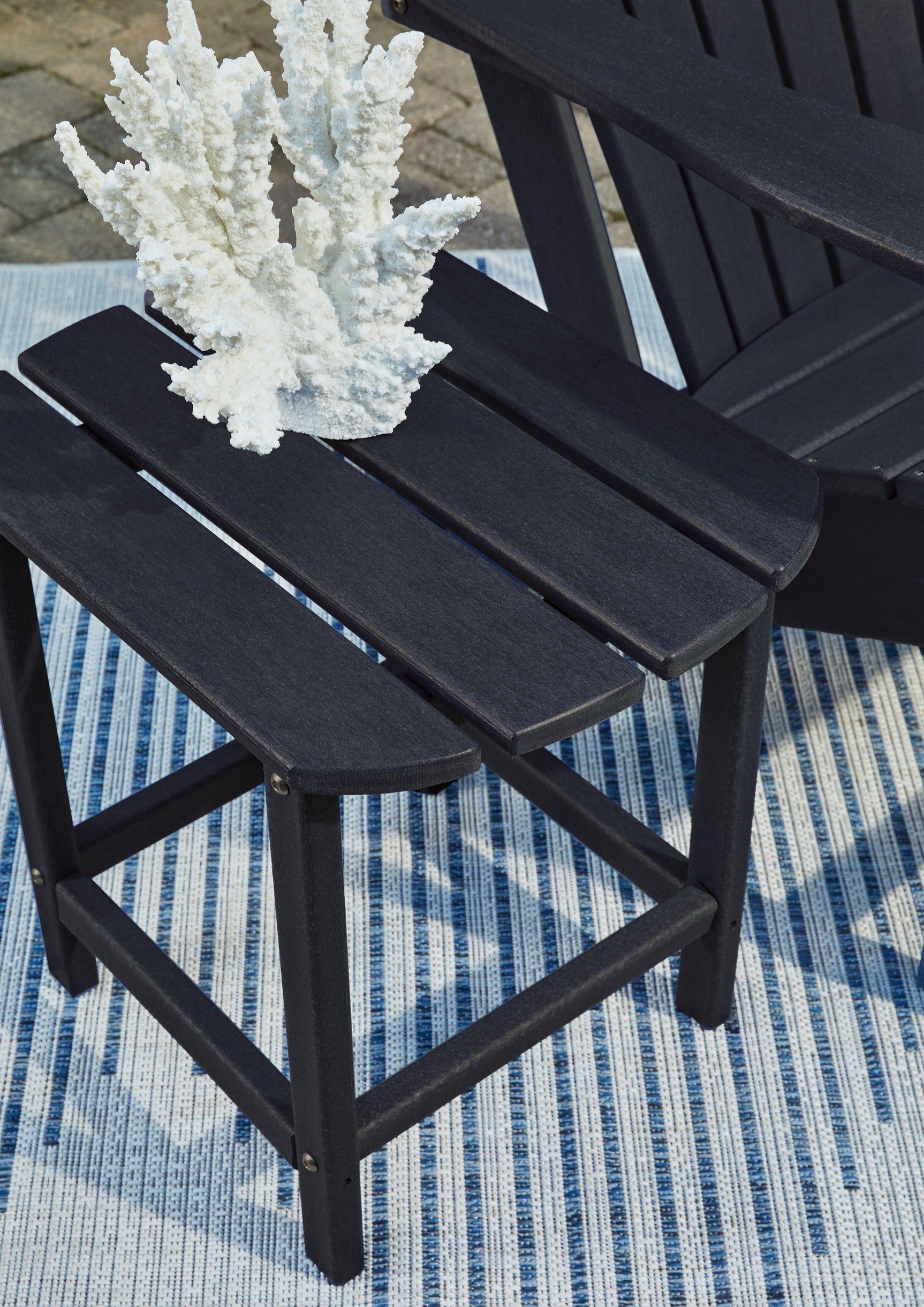 Sundown Black Treasure Outdoor Chair with End Table - Ella Furniture
