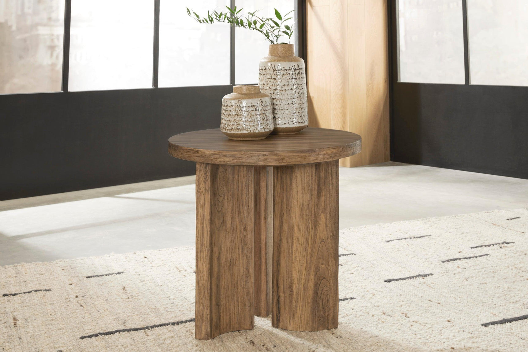 T683 Occasional Table Set - Ella Furniture