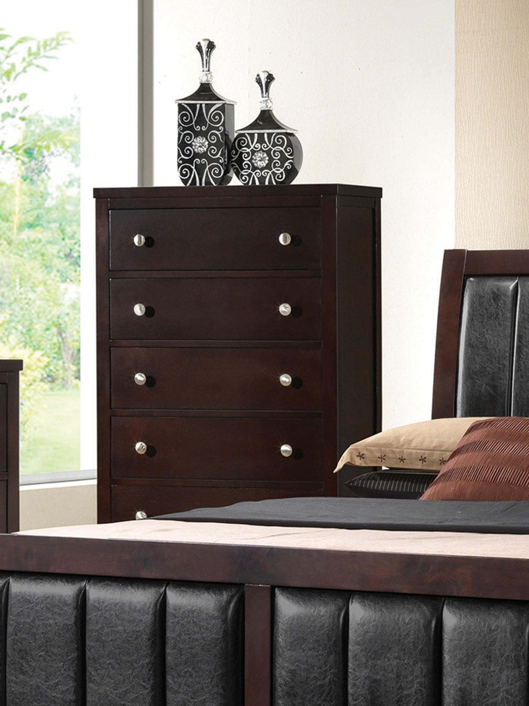 Carlton Queen Upholstered Bed Cappuccino And Black - Ella Furniture