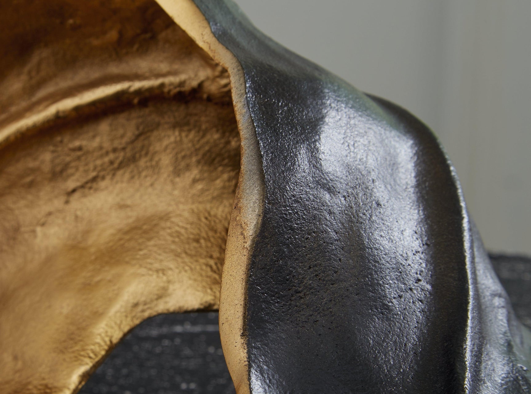 Melinda Black/gold Finish Sculpture - Ella Furniture