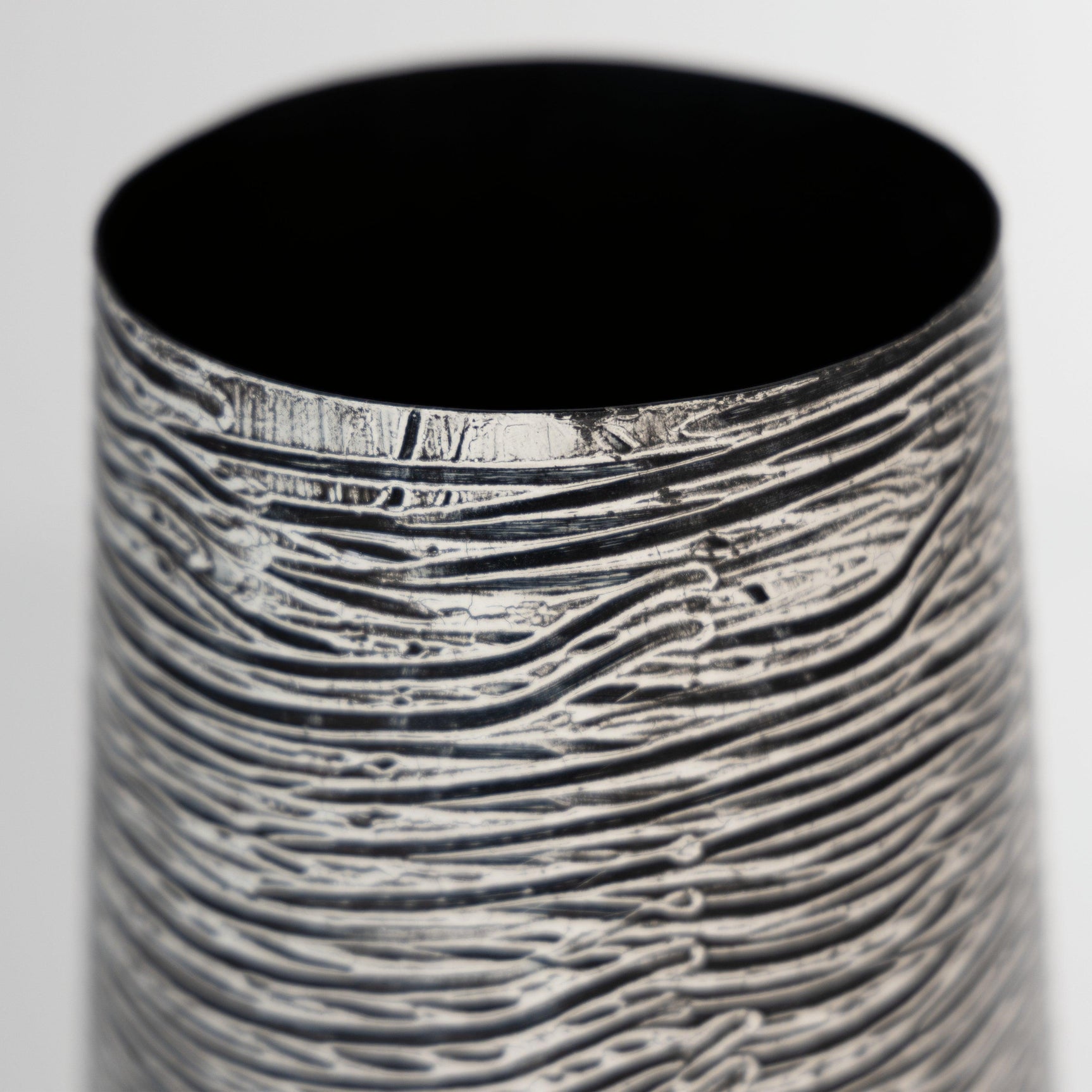 Fynn Antique Gray Vase - Ella Furniture