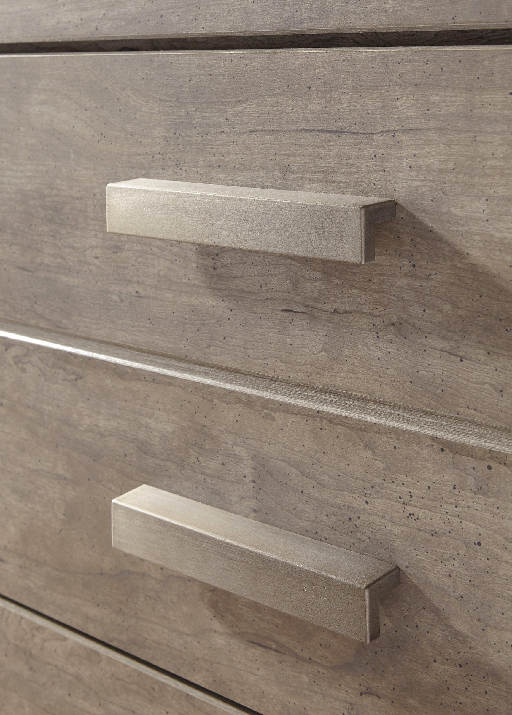 Culverbach Gray Chest Of Drawers - Ella Furniture