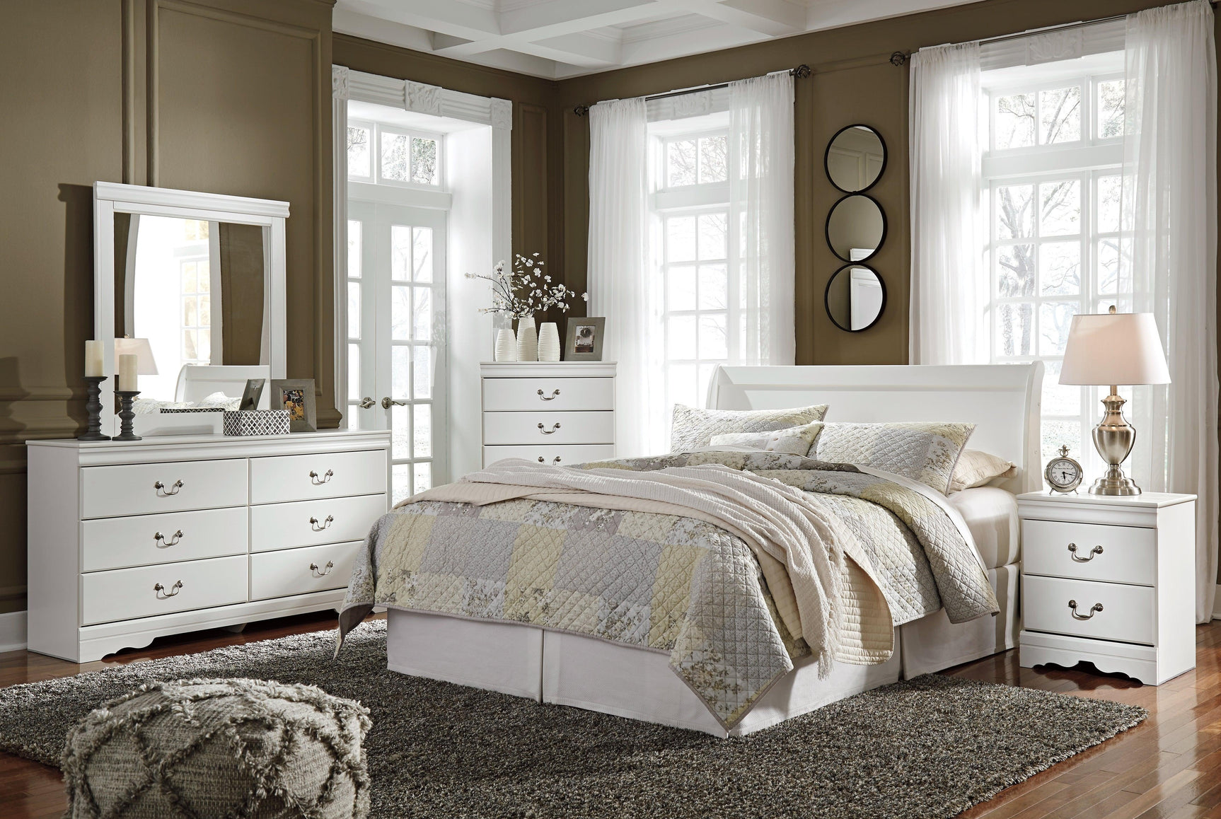 Anarasia White Dresser And Mirror - Ella Furniture
