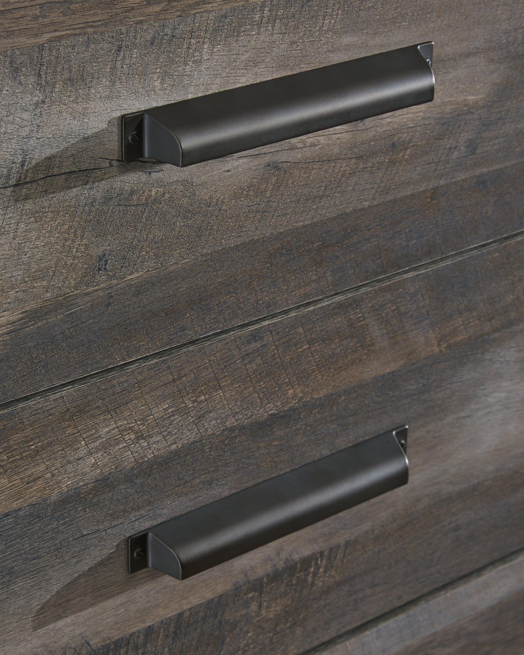 Wynnlow Gray Chest Of Drawers - Ella Furniture