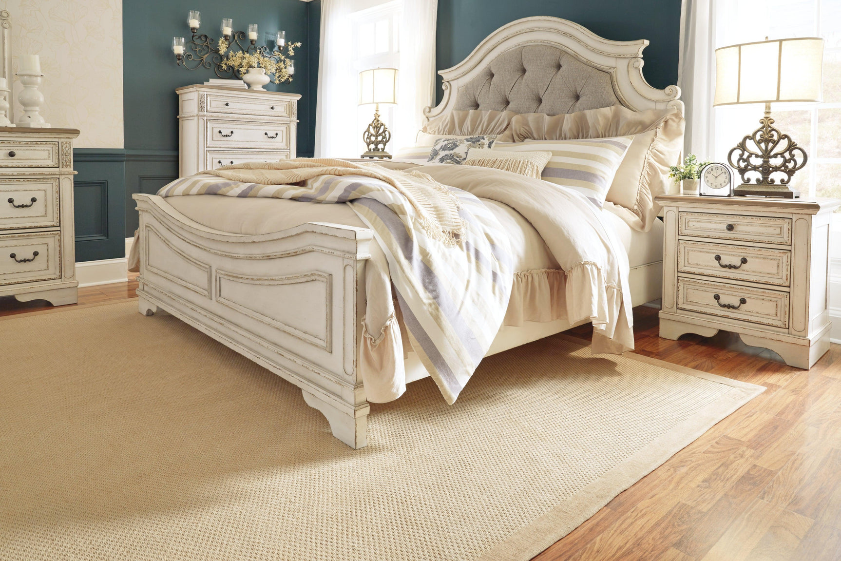 Realyn Chipped White Queen Upholstered Panel Bed - Ella Furniture