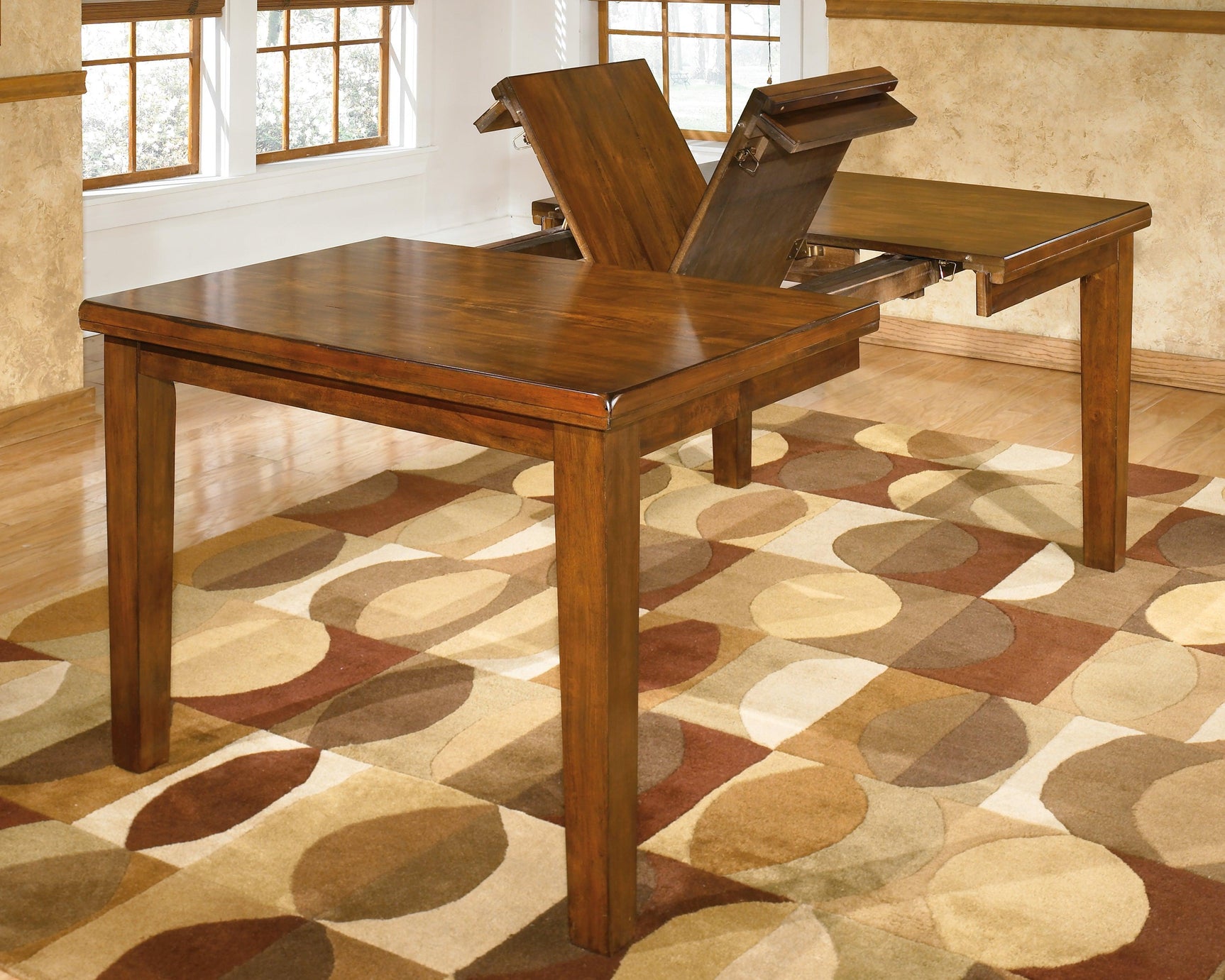 Detail of table edge and wood textures on Ralene Table
