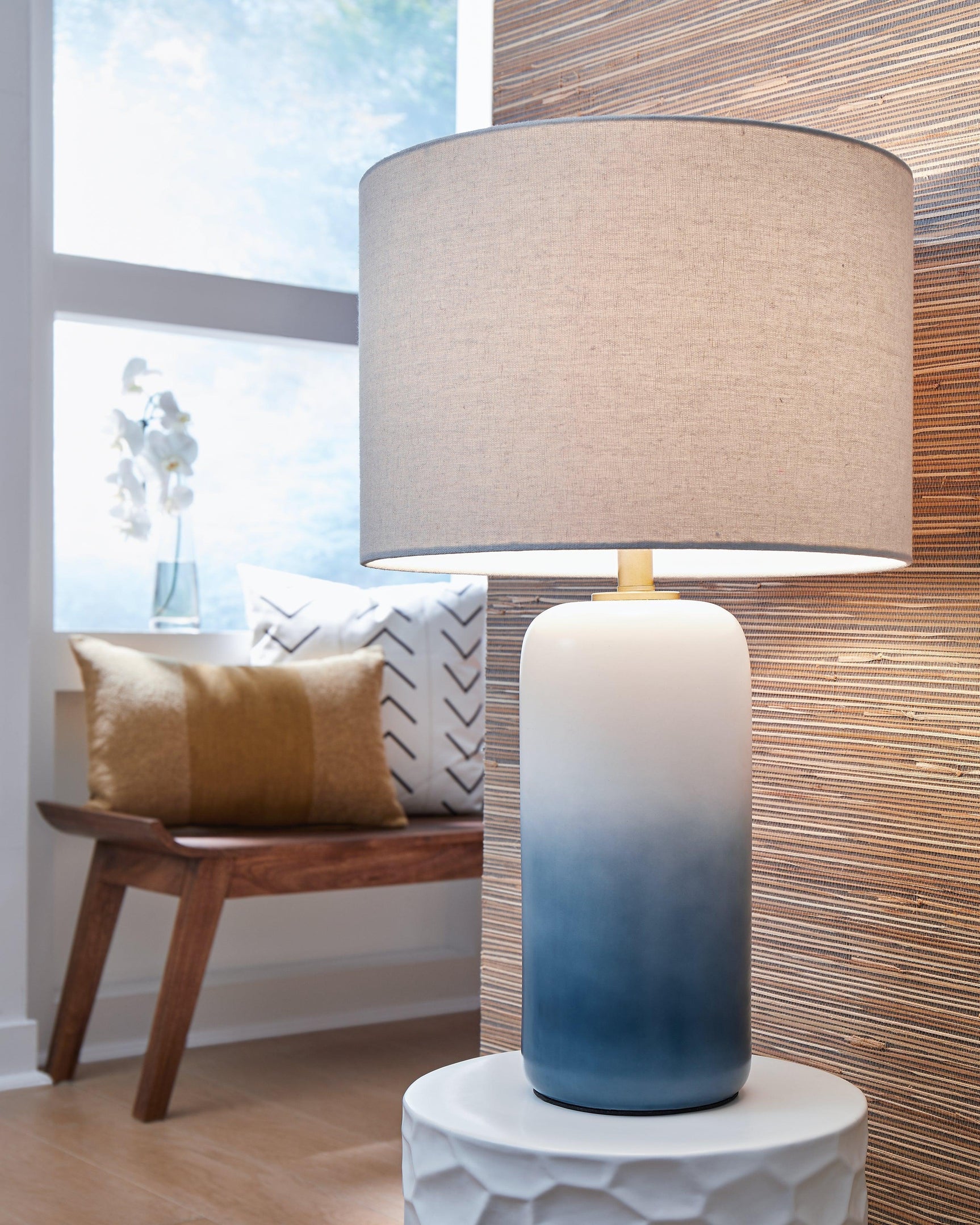 Lemrich White/teal Table Lamp - Ella Furniture