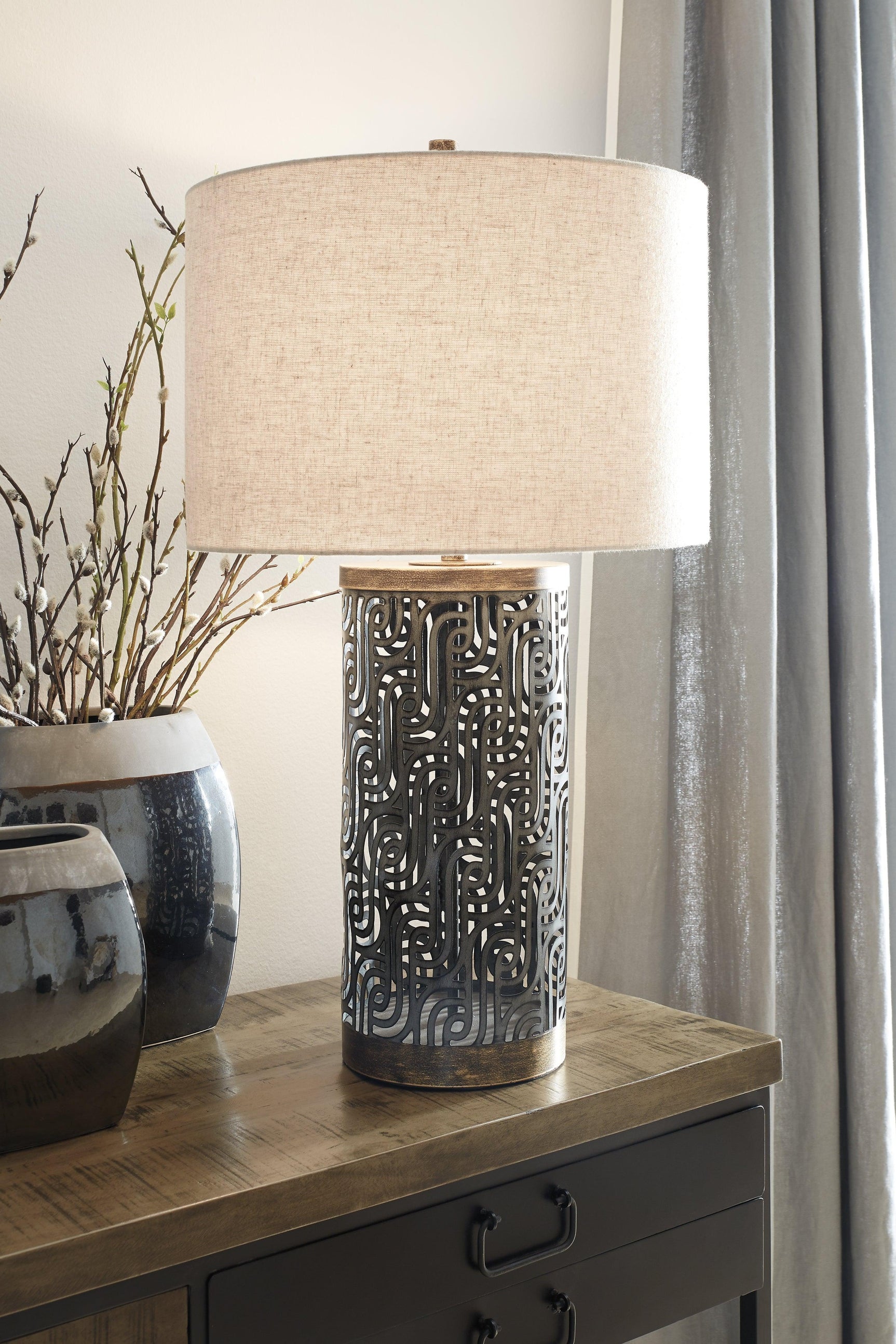 Dayo Gray/gold Finish Table Lamp - Ella Furniture