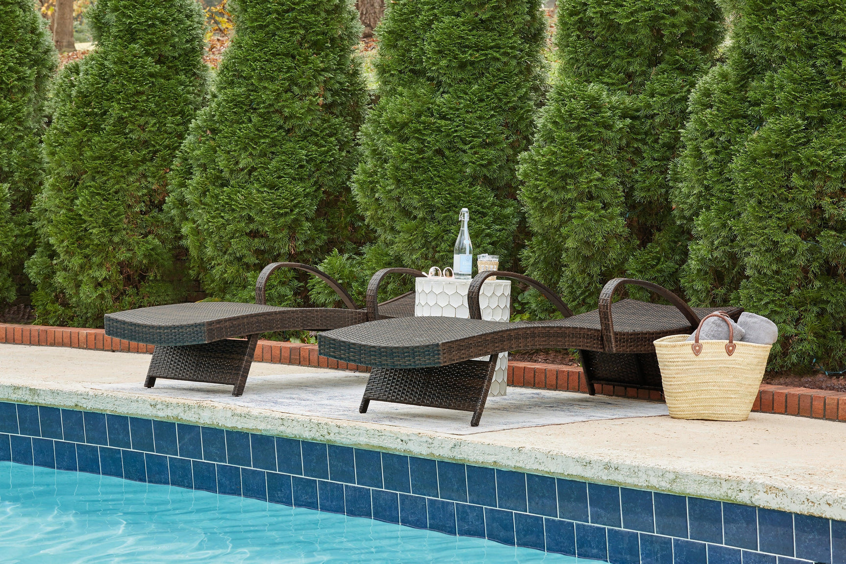 Kantana Brown Chaise Lounge (Set Of 2) - Ella Furniture