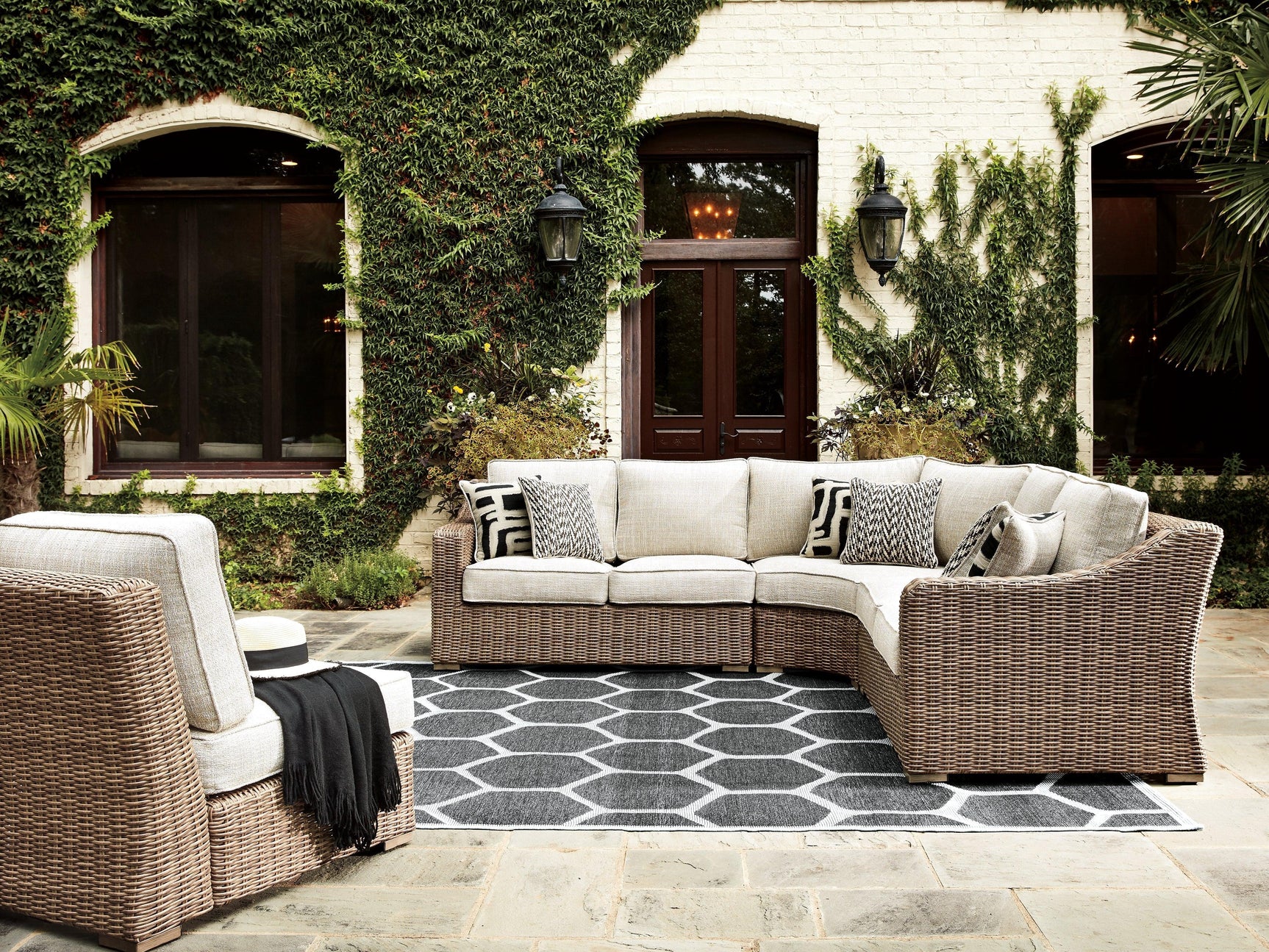 Beachcroft Beige 4-Piece Outdoor Seating Set - Ella Furniture