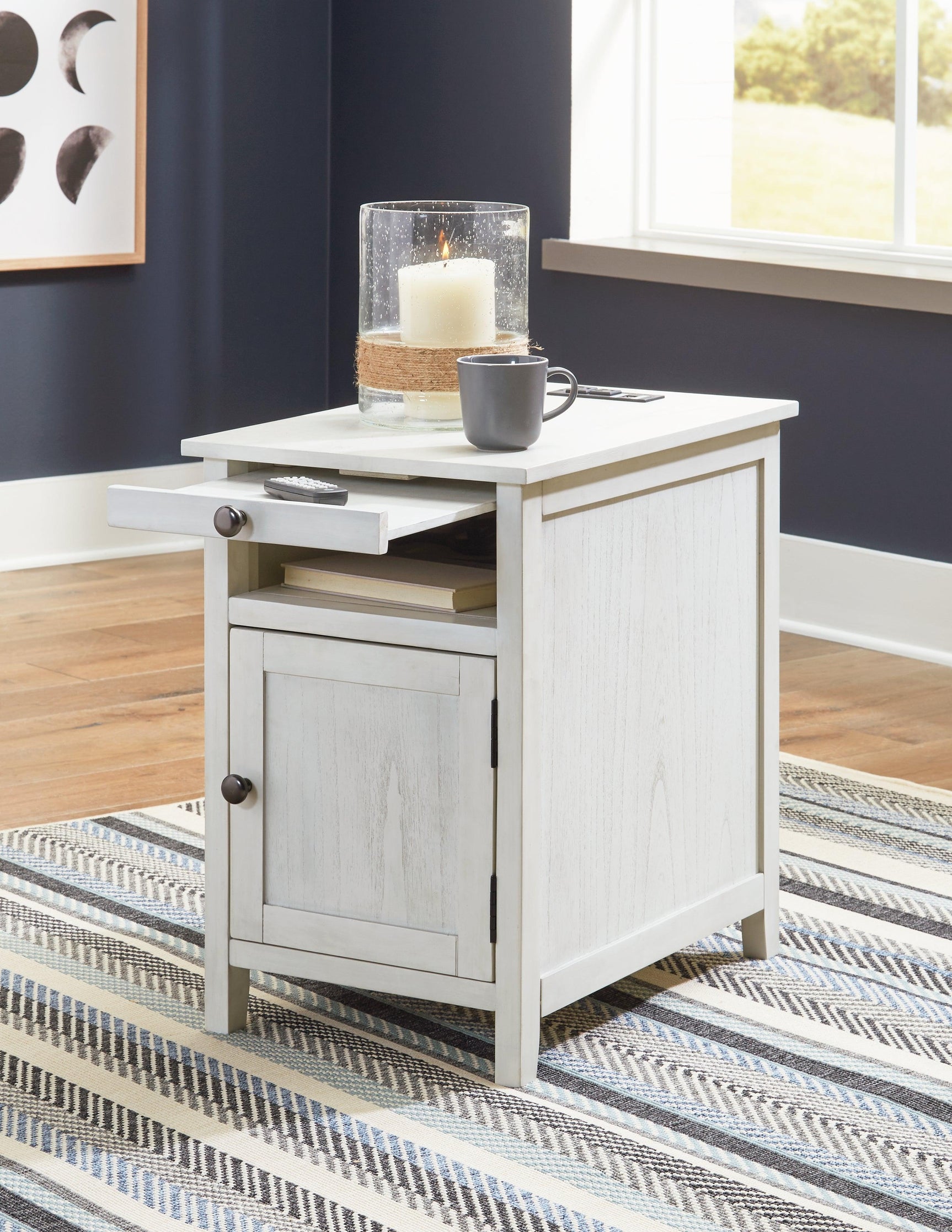Treytown Antique White Chairside End Table - Ella Furniture