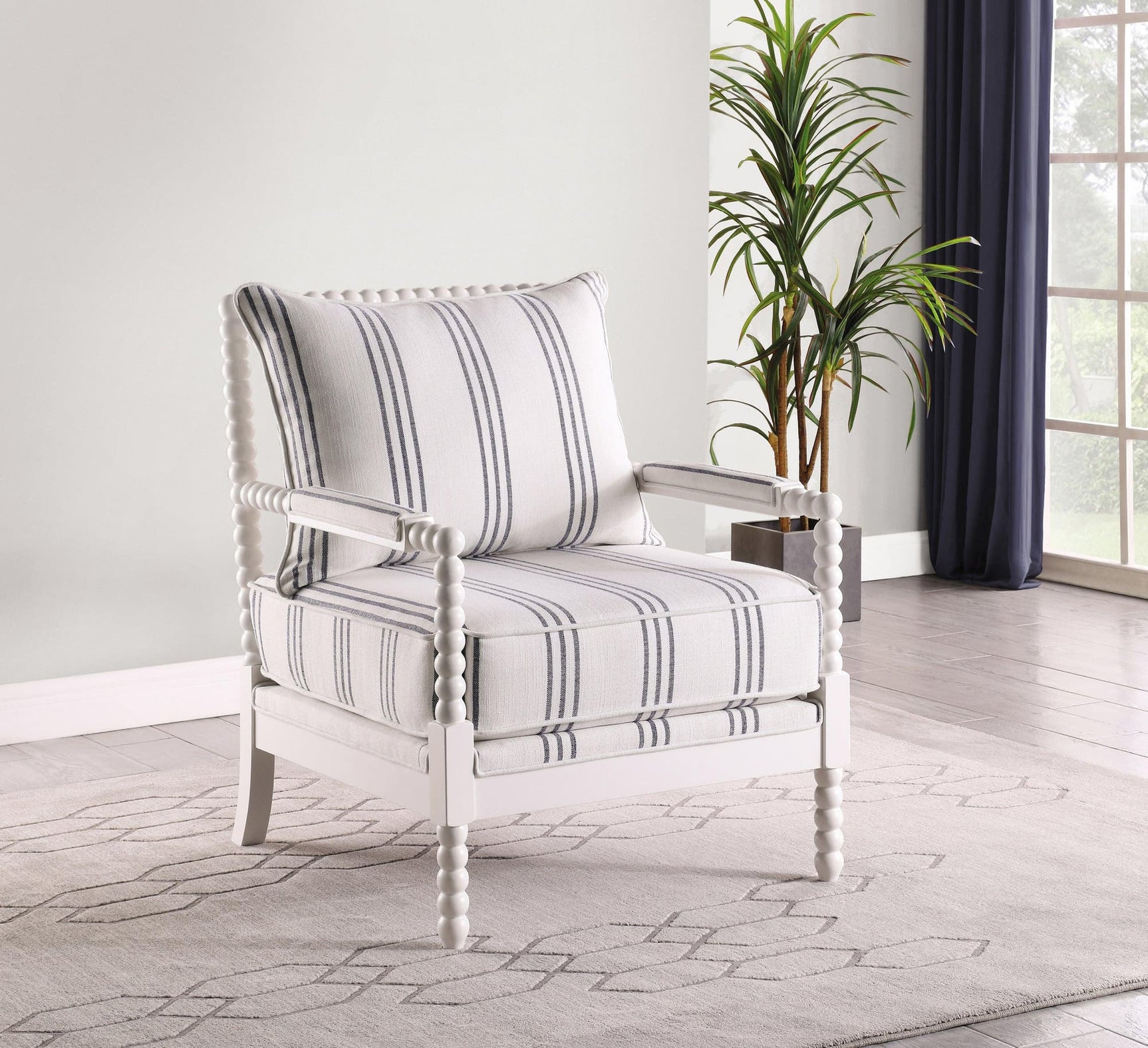 Blanchett Upholstered Accent Chair With Spindle Accent White And Navy - Ella Furniture