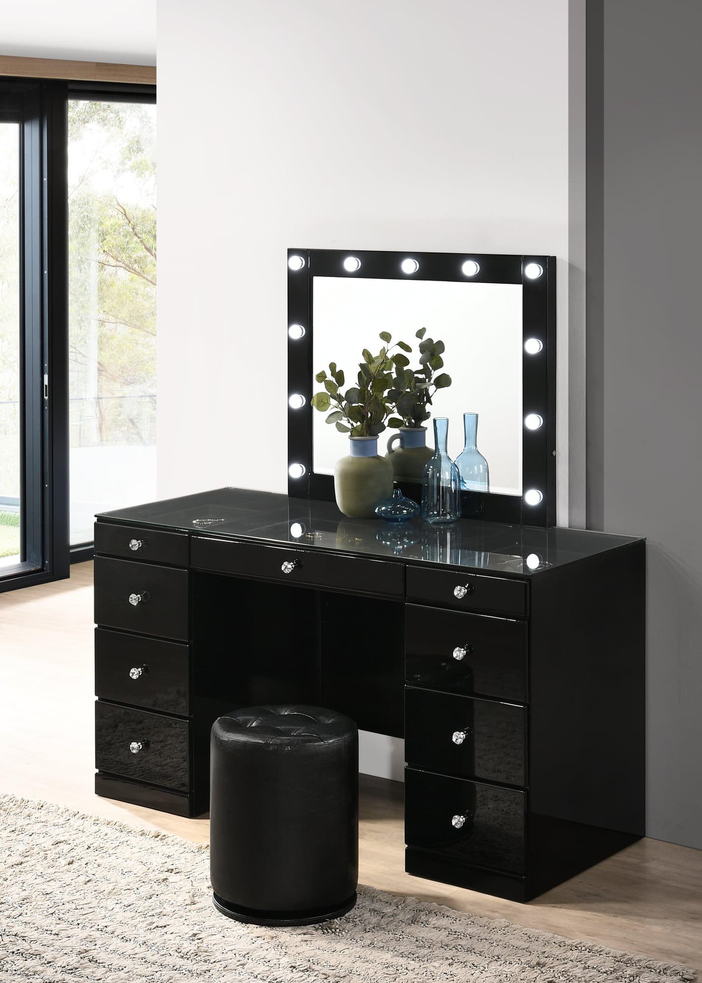 Avery Black Contemporary Sleek Veneers With Knob Vanity - Ella Furniture