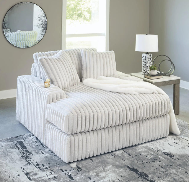 Stupendous Alloy Velvet Chaise