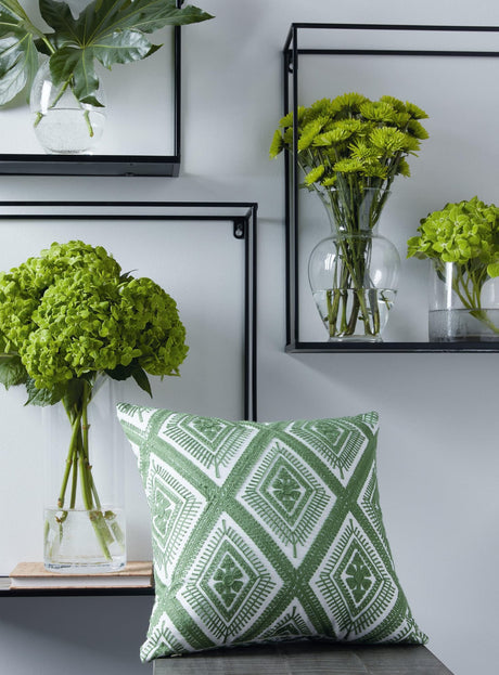 Bellvale Green/white Pillow (Set Of 4) - Ella Furniture
