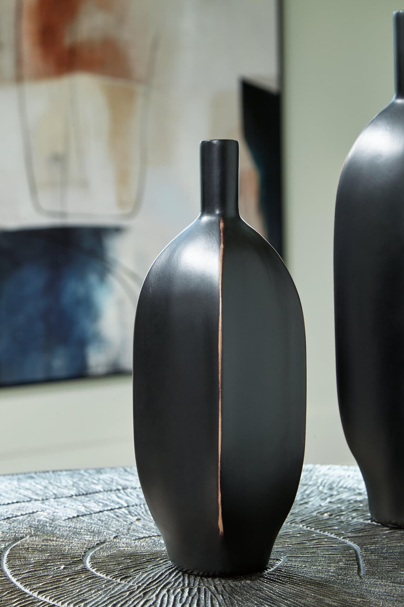 Rhaveney Black Vase (Set Of 3) A2000550 - Ella Furniture