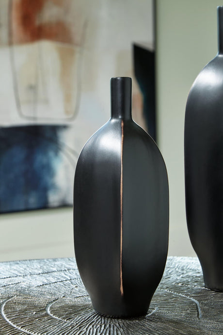Rhaveney Black Vase (Set Of 3) A2000550 - Ella Furniture