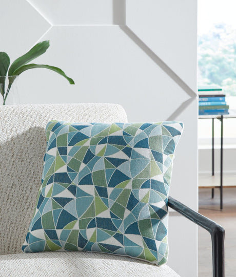 Seanow Next-gen Nuvella Green/turquoise/white Pillow (Set Of 4) - Ella Furniture