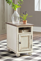 Realyn White/brown 2 End Tables PKG008472 - T523-7 | T523-7 - Ella Furniture