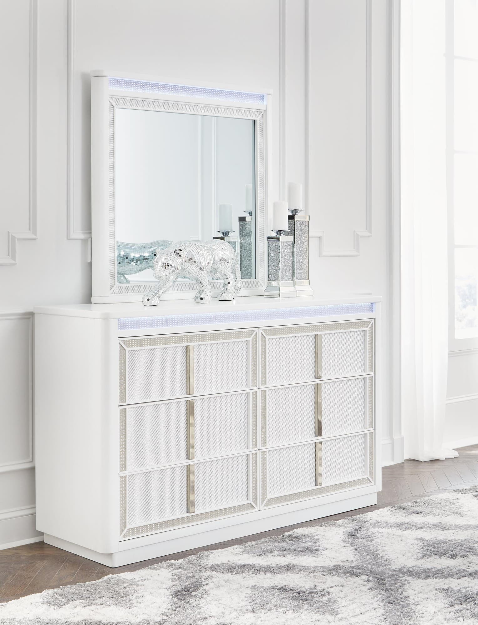 Chalanna White Dresser and Mirror - Ella Furniture