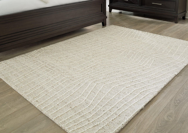 Varahill Gray/Ivory Medium Rug - Ella Furniture