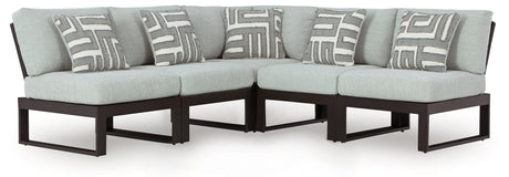 Beachloft Black/Gray 5-Piece Outdoor Sectional