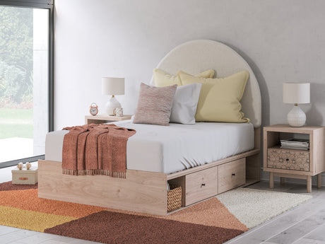 Arloster Tan/White Full Upholstered Panel Bed with Storage