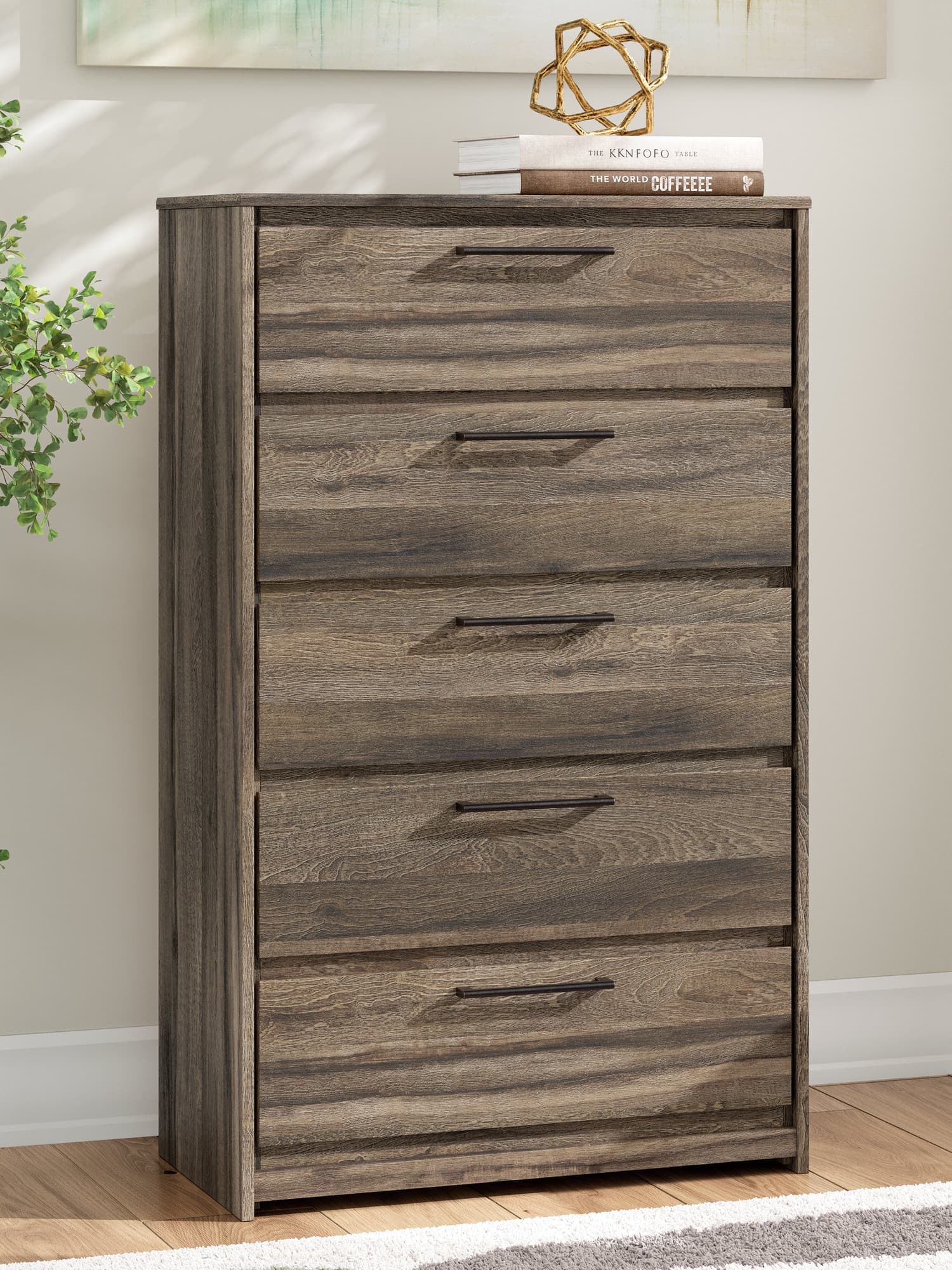 Elbrim Brown Chest of Drawers
