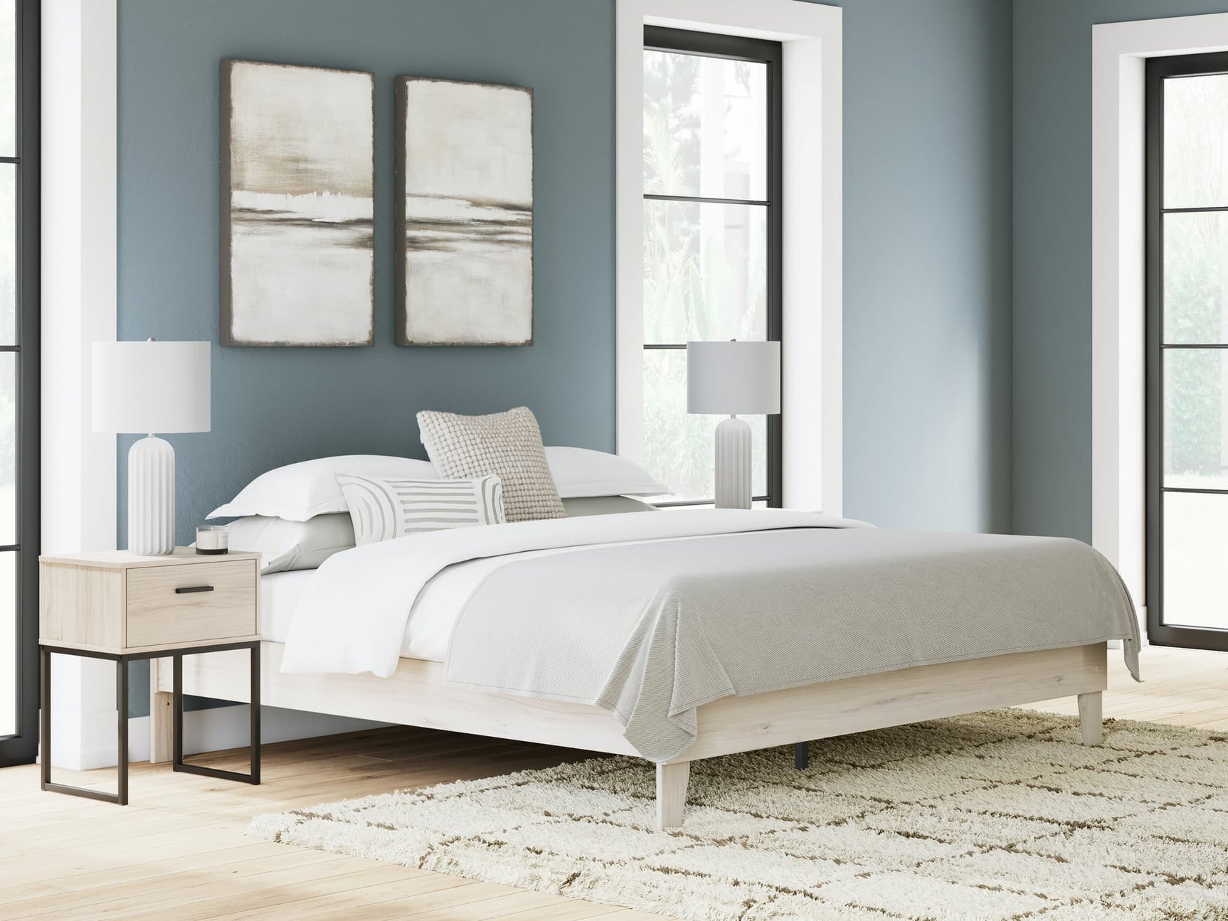 Socalle Light Natural King Platform Bed