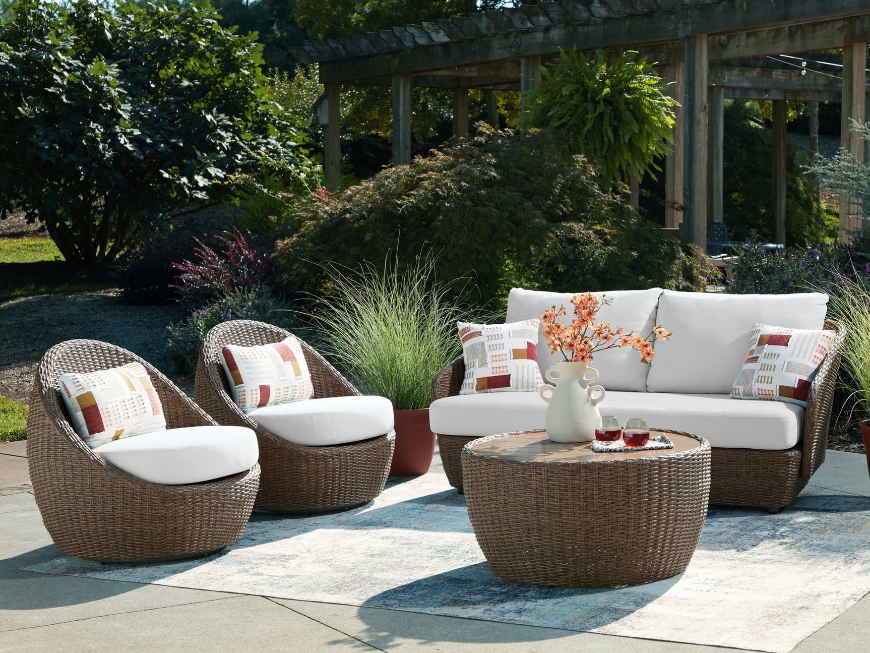 Double Beige Point Outdoor Sofa, Loveseat and 2 Lounge Chairs with Coffee Table