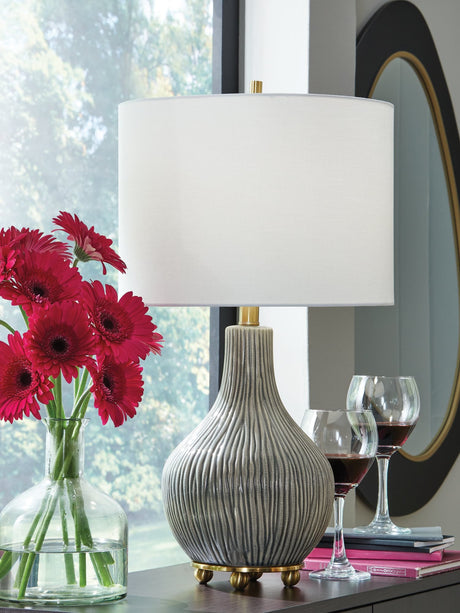 Judlen Gray/Gold Finish Table Lamp
