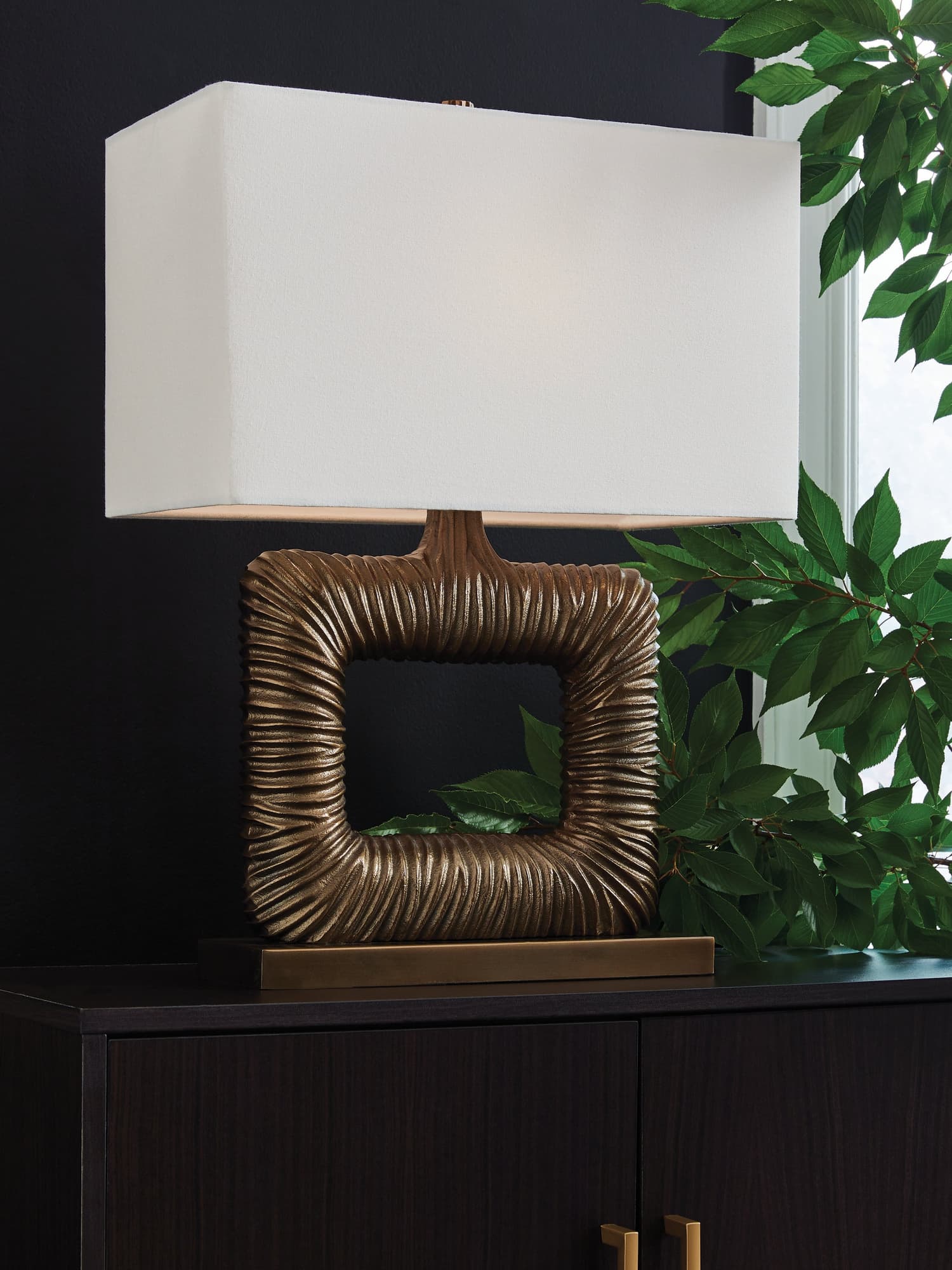 Garronby Antique Brass Finish Table Lamp