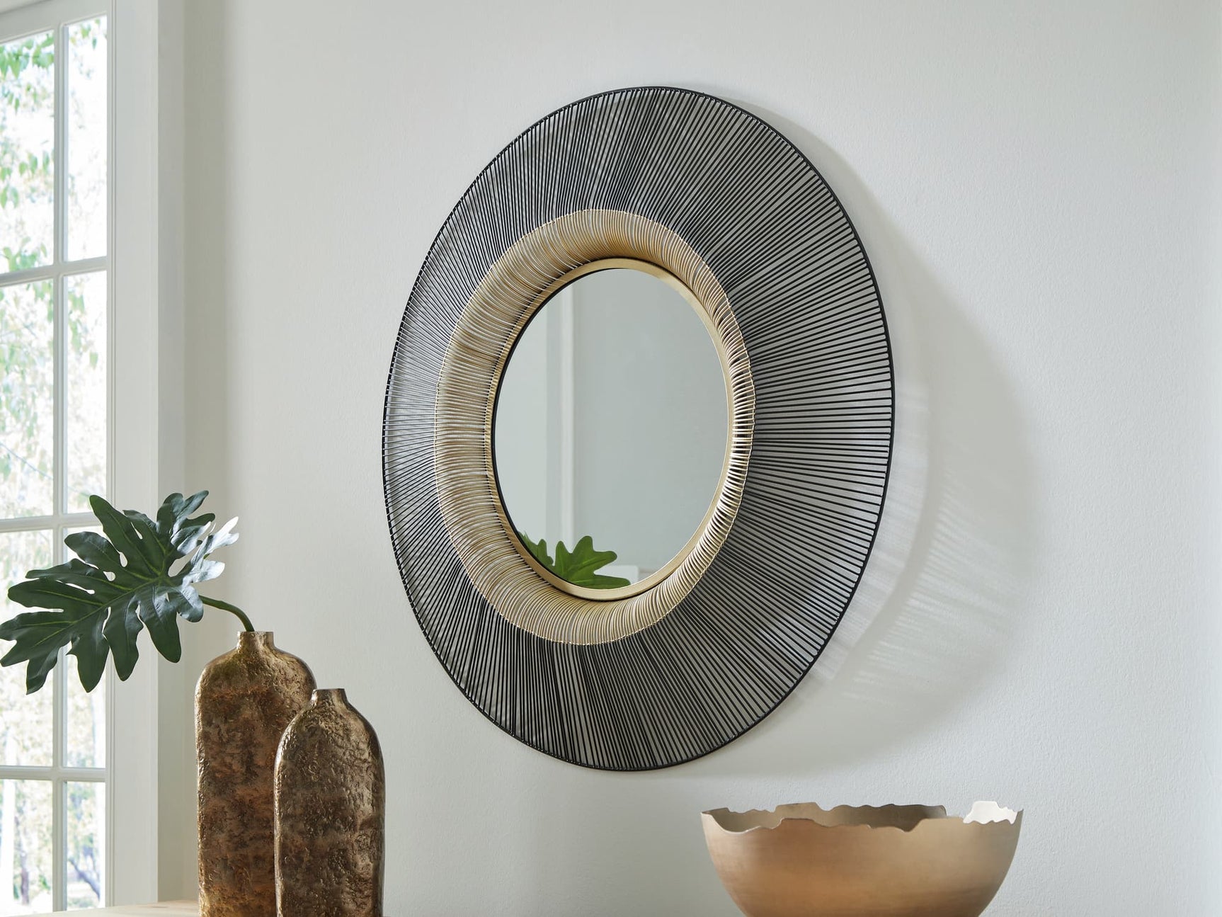 Dallmen Black/Gold Finish Accent Mirror