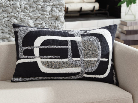 Gavrileigh Black/Gray/Ivory Pillow (Set of 4)