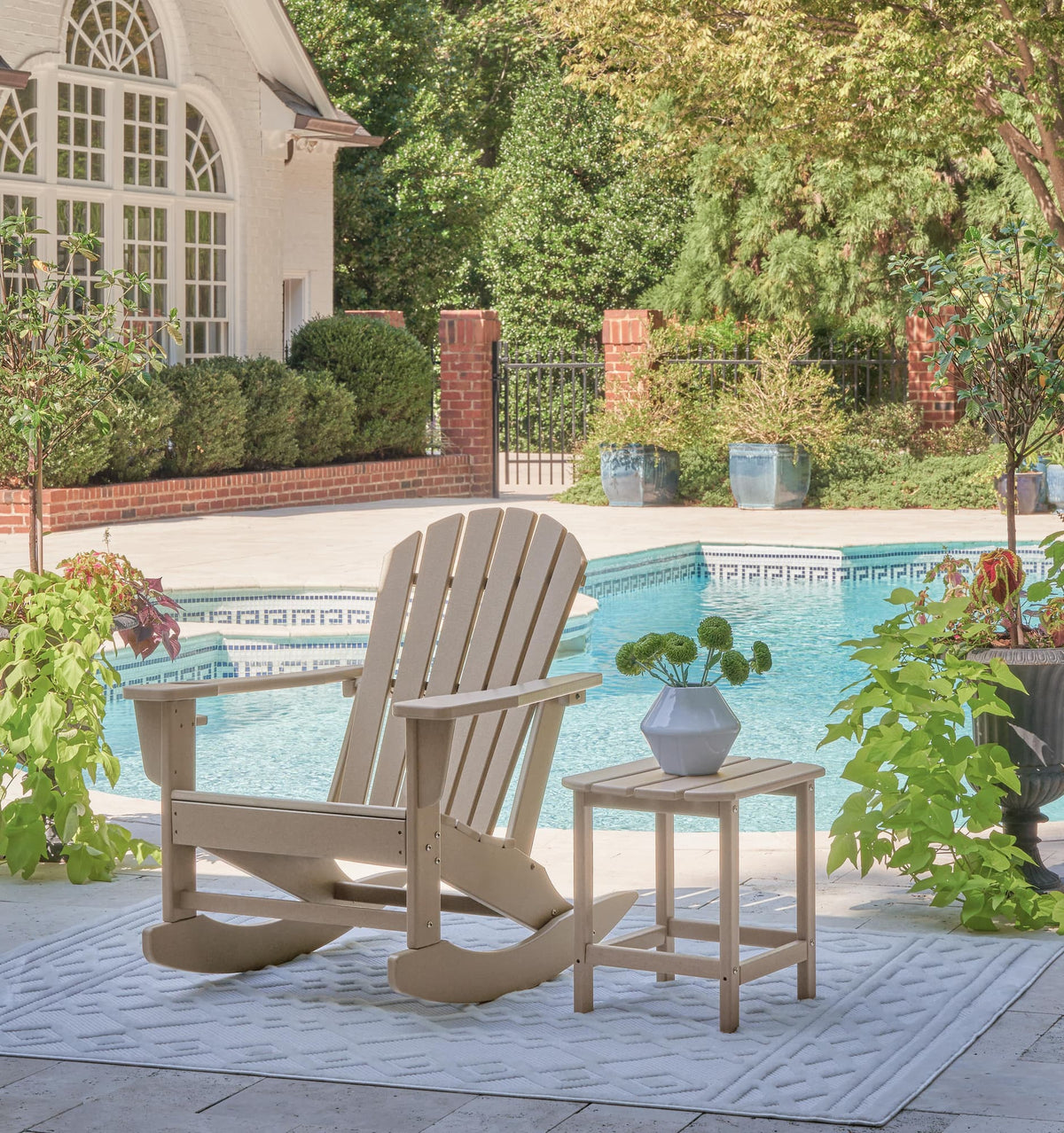 Sundown Treasure Driftwood Outdoor Chair with End Table — product image 3