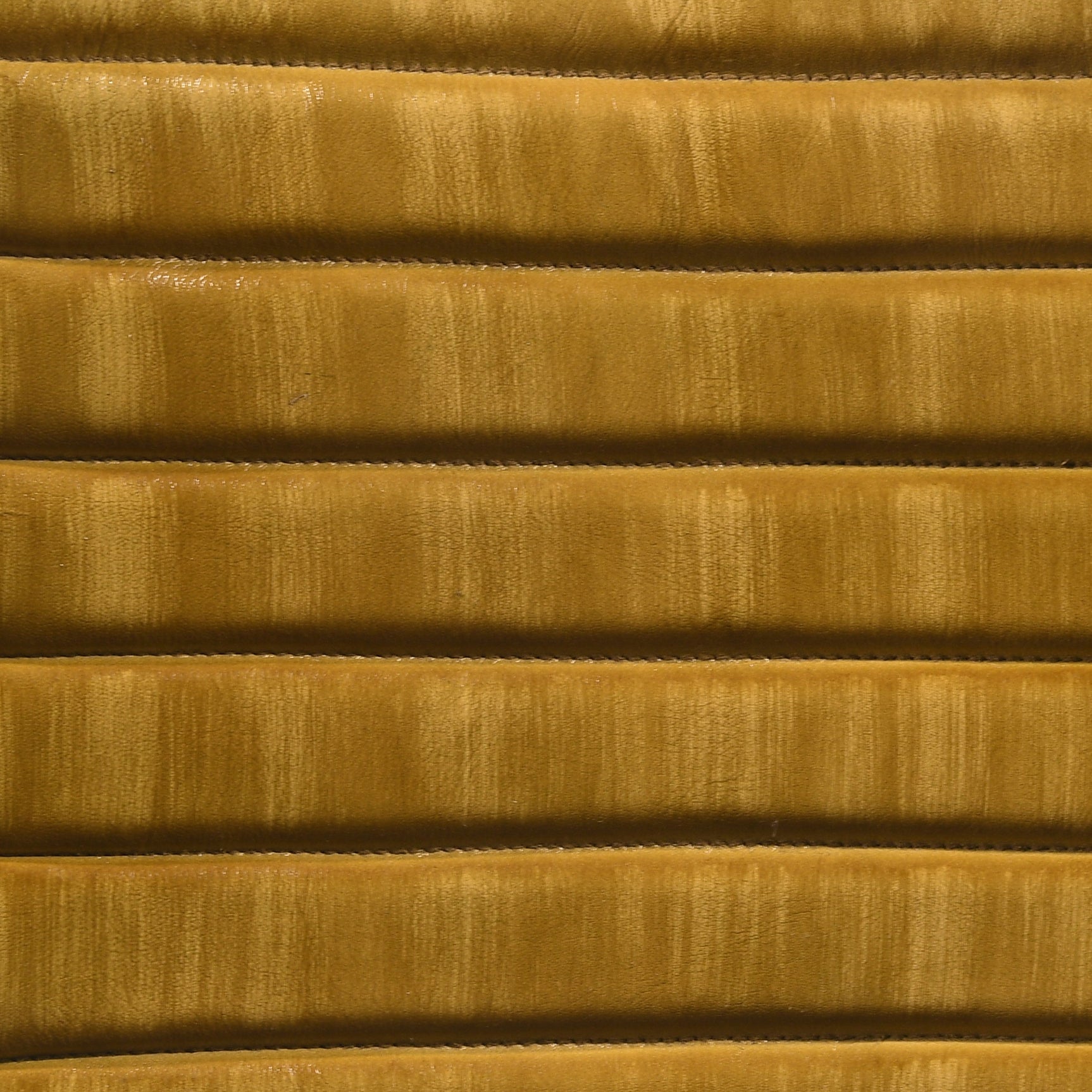 Partridge Natural Sheesham Camel Dining Room Set