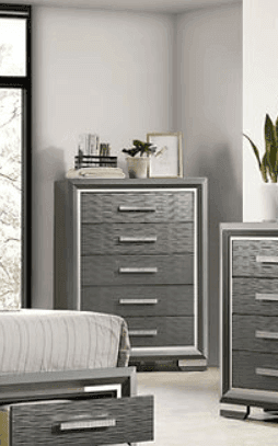 Maisy Gray Chest