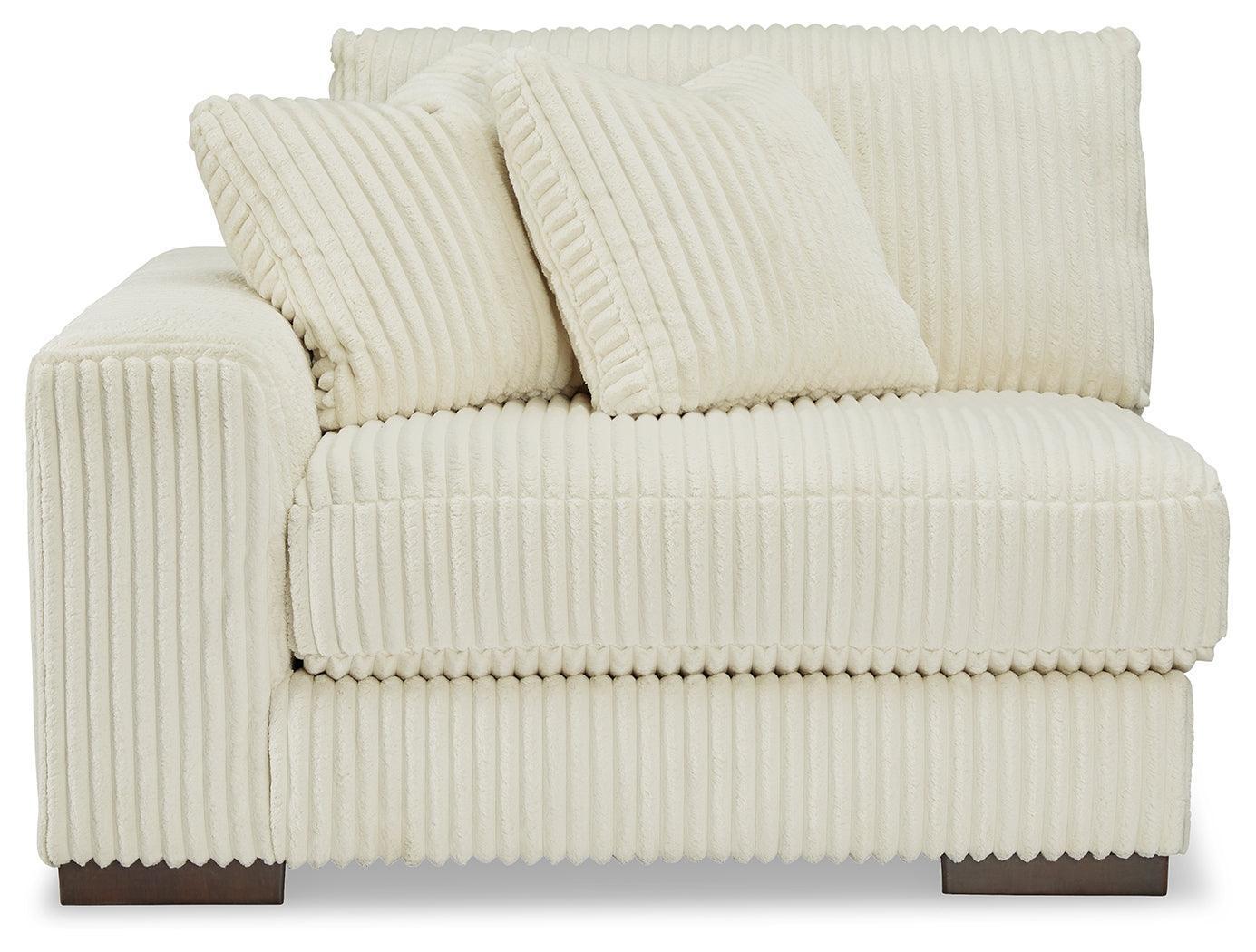 Lindyn Ivory 4-Piece Sectional