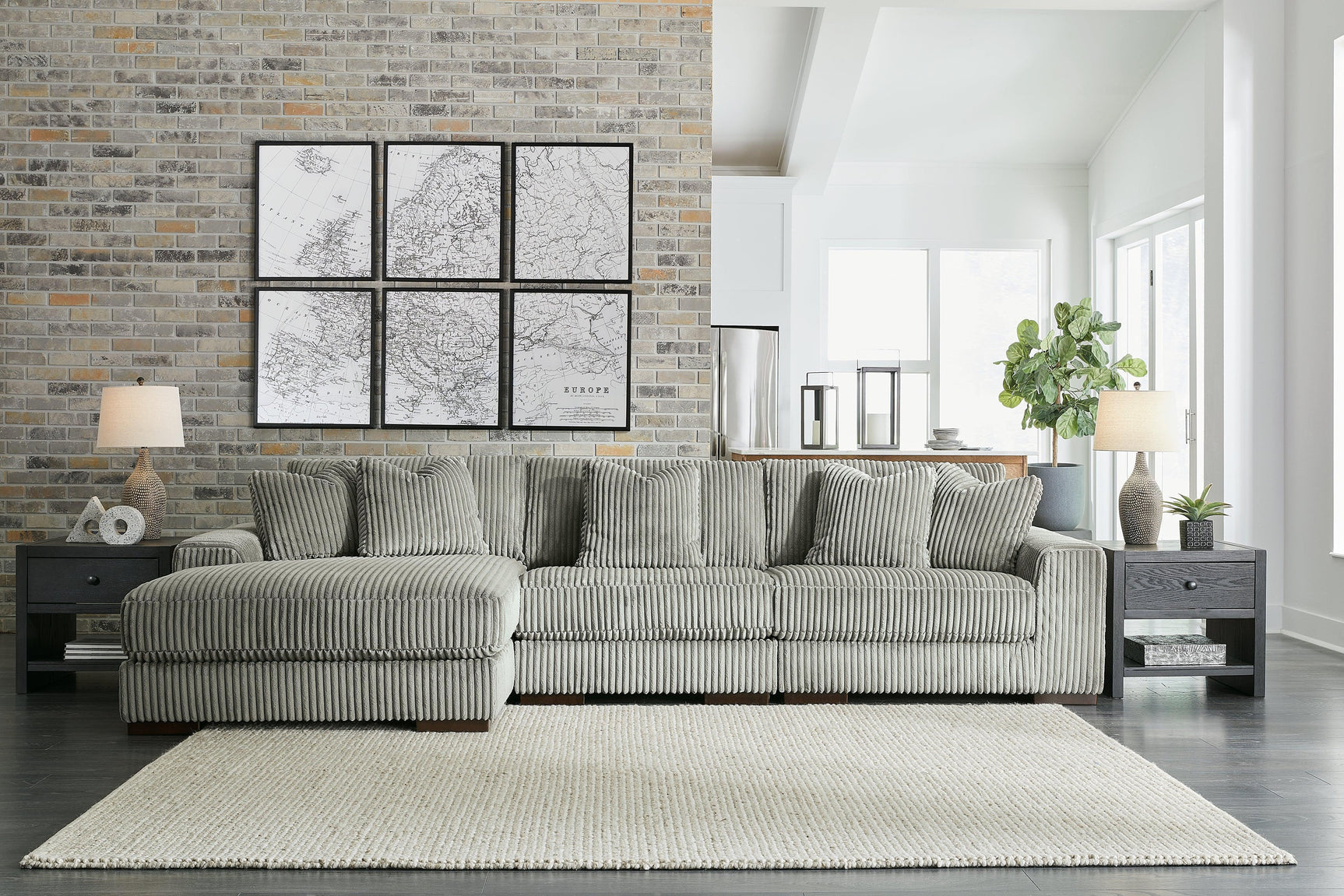 Lindyn Fog Velvet 3-Piece Sectional With Chaise