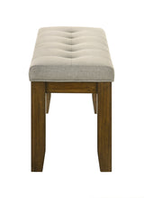 Hollister Light Brown Rectangular Dining Room Set