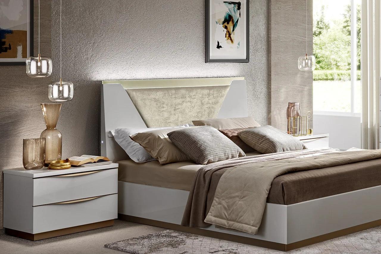 Kharma White And Gold Modern Contemporary High Gloss Lacquer Solid Wood 5-Drawers Chest - Ella Furniture