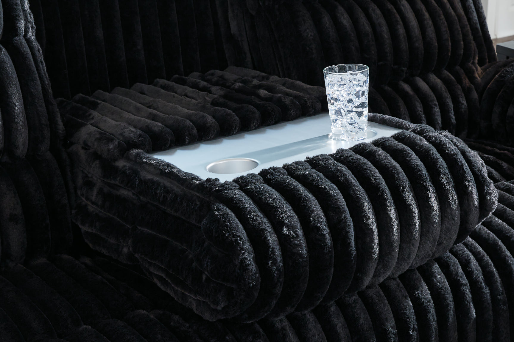 Rhine Onyx Falls Sofa and Loveseat