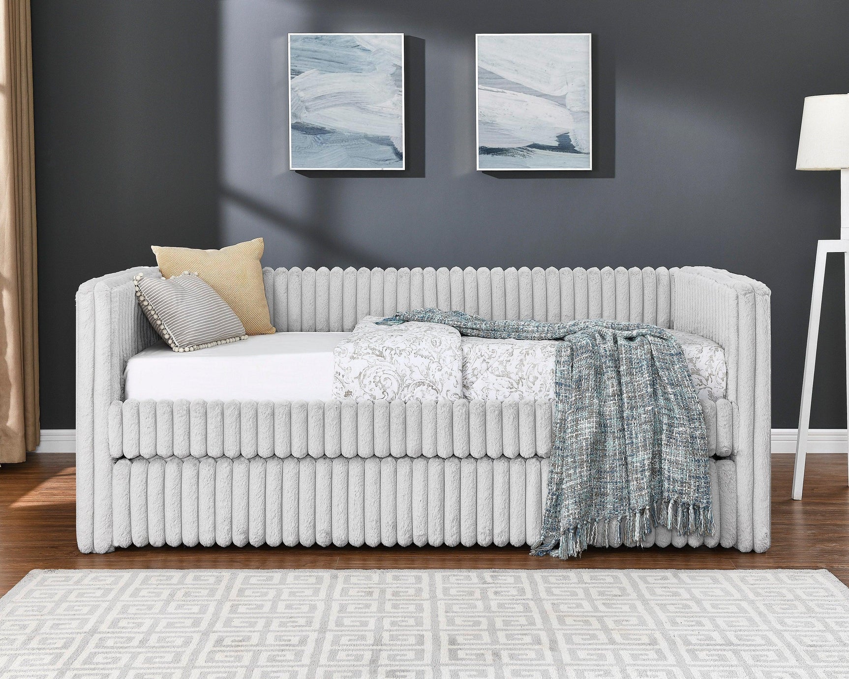 Hailey Light Gray Daybed