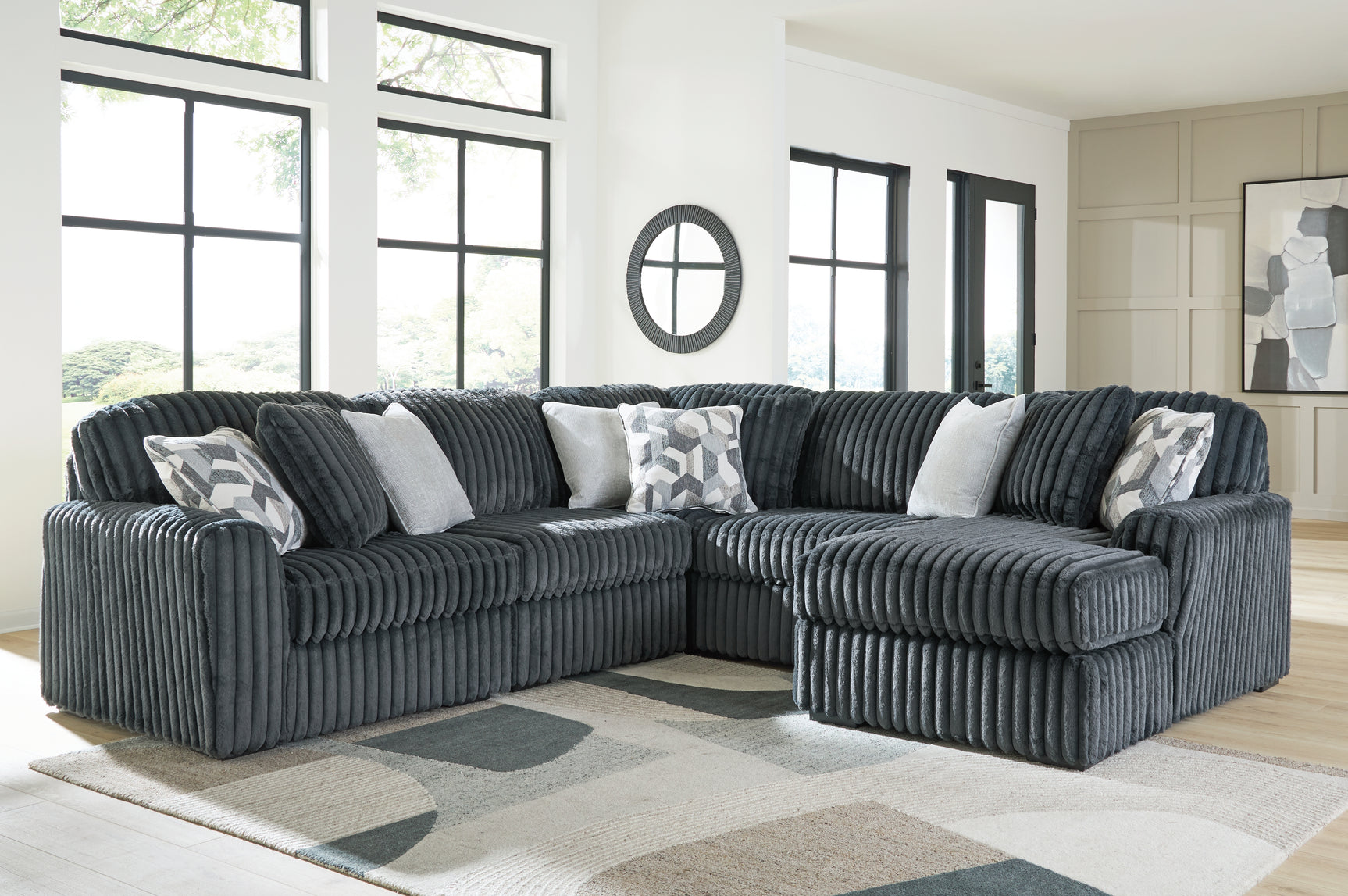 Midnight-Madness Gunmetal 5-Piece Sectional with Chaise